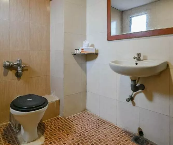 Hotel Roopa
