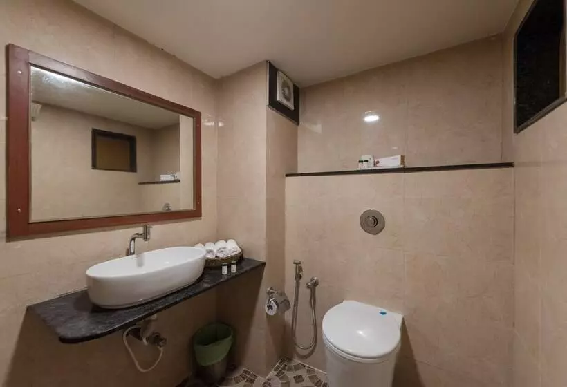 Hotel Roopa