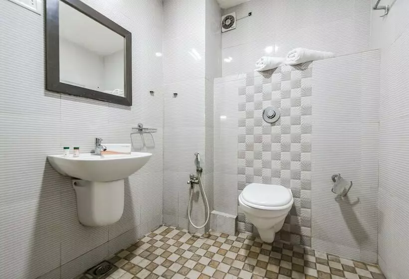 Hotel Roopa