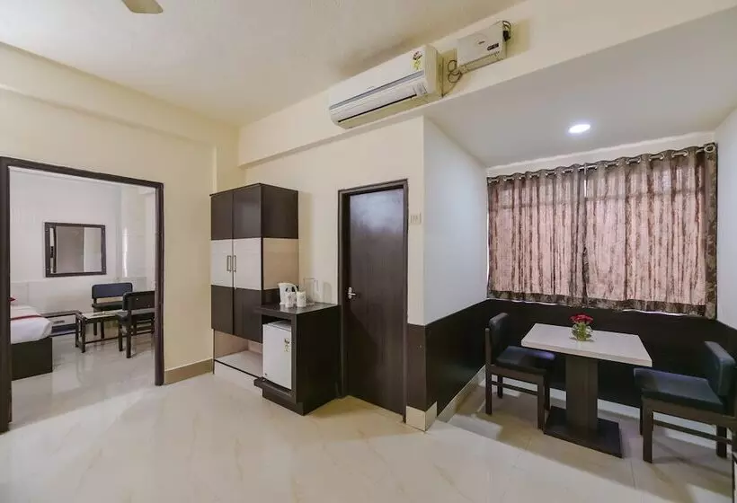 Hotel Roopa