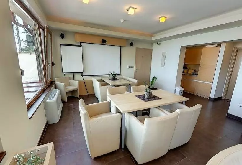 ホテル Royal Mediterran