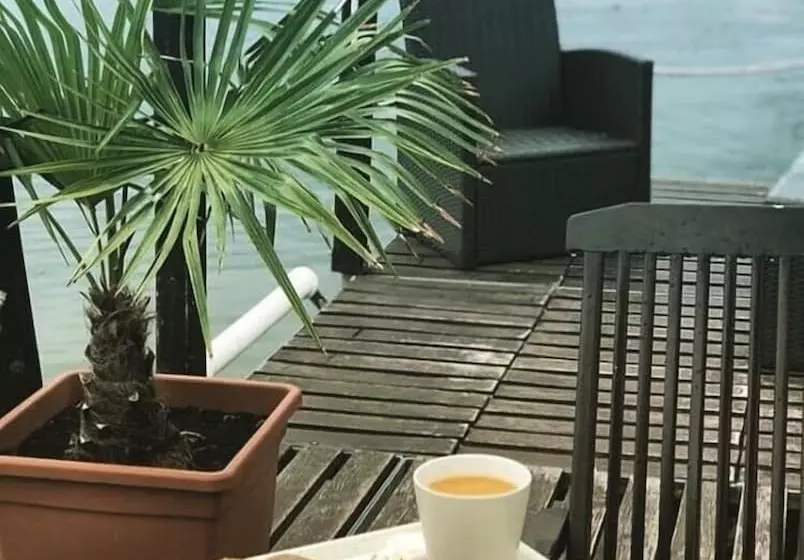 ホテル Royal Mediterran