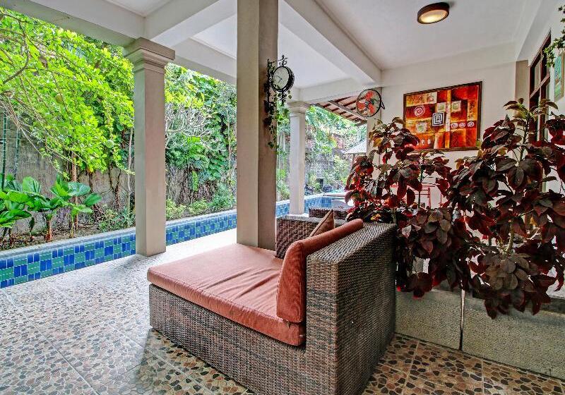 Отель Sunny Side Seminyak