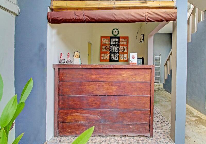 Отель Sunny Side Seminyak