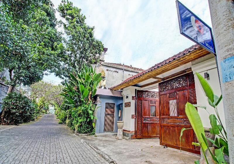 Отель Sunny Side Seminyak