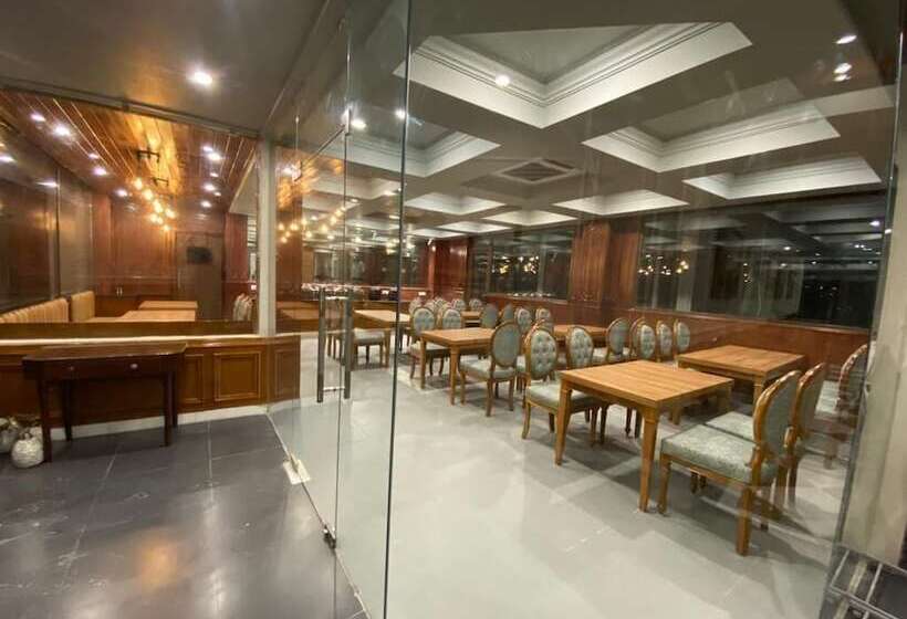 בית מלון כפרי Utopia Resorts & Spa