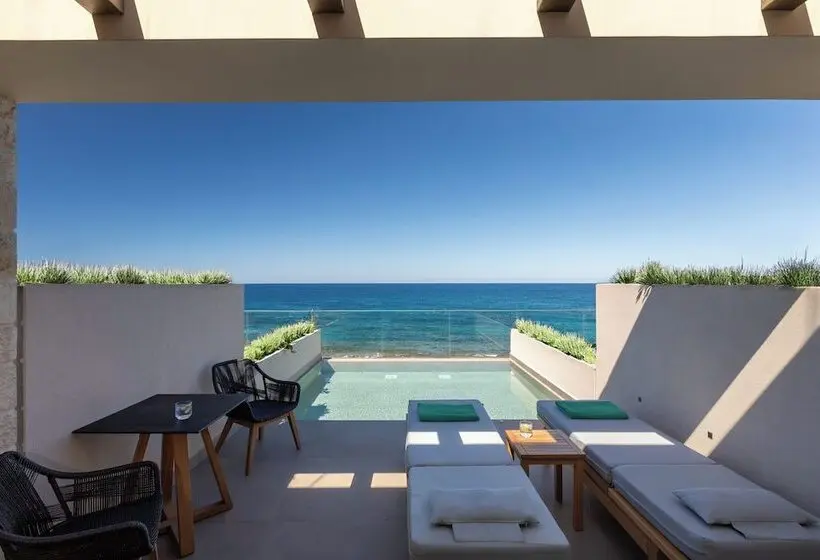 ホテル Castello Boutique Suites By The Sea   Adults Only