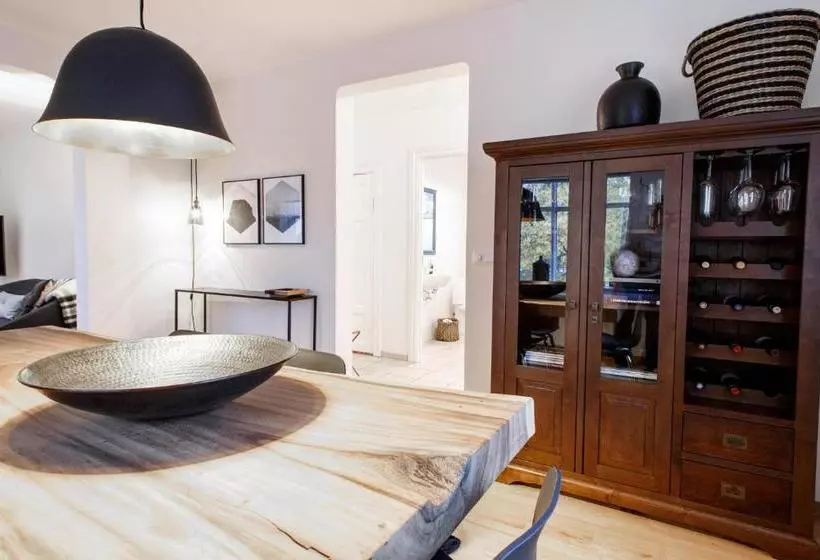 هتل Akureyri Central Luxury House