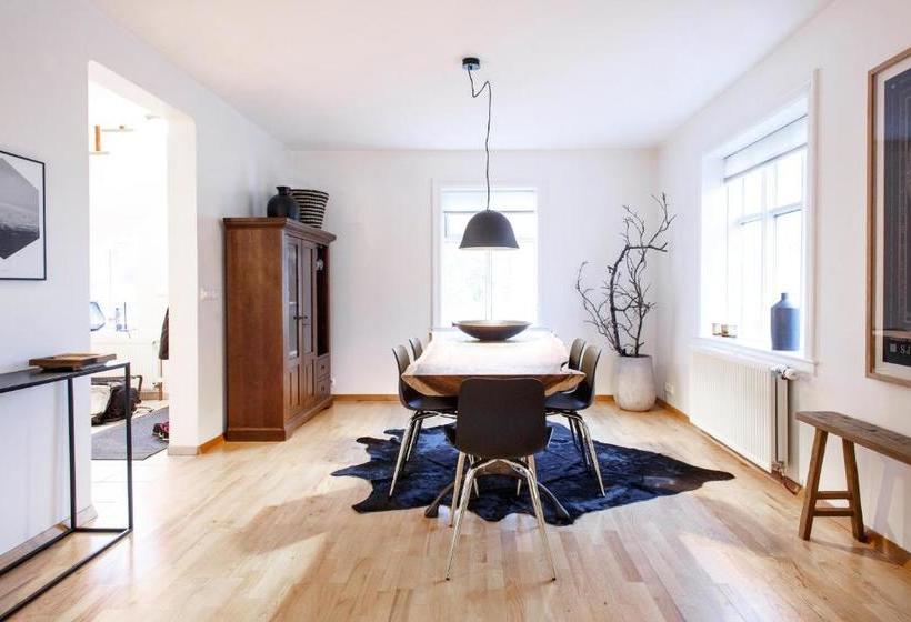 ホテル Akureyri Central Luxury House