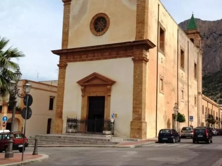 Hotelli B&b Cinisi Vacanze 2.0