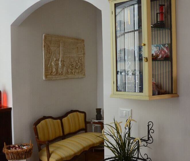 هتل B&b Madam Treviso