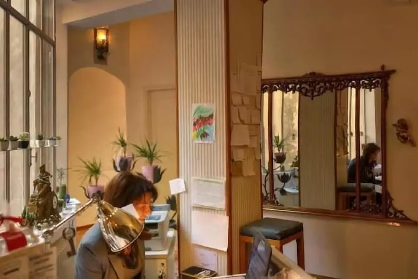 هتل B&b Madam Treviso