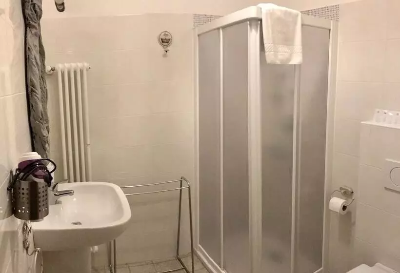 هتل B&b Madam Treviso