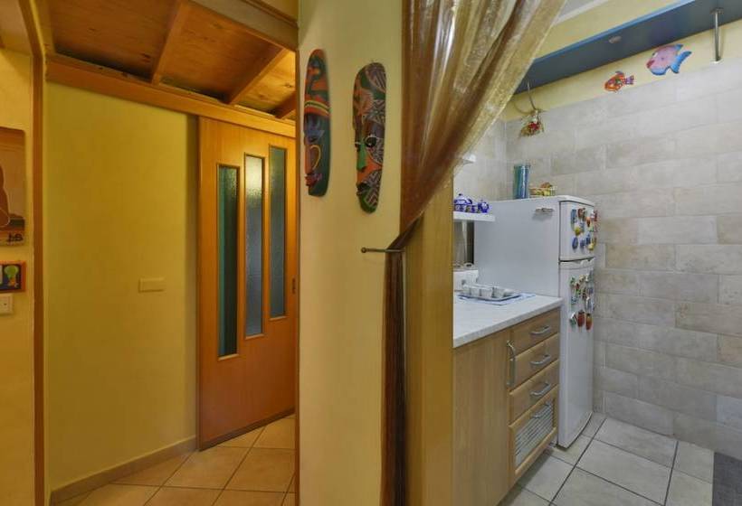 Отель B&b Pozzuoli 100%