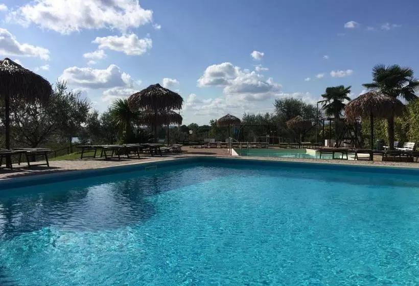 هتل Bertoletta Village Apartments