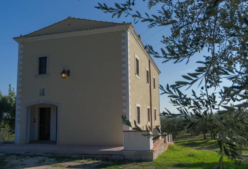 בית מלון כפרי Casale San Francesco