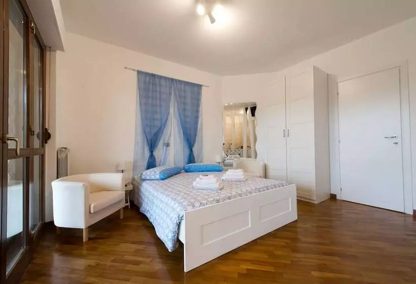 Hotelli Domus Al Parco Guest House