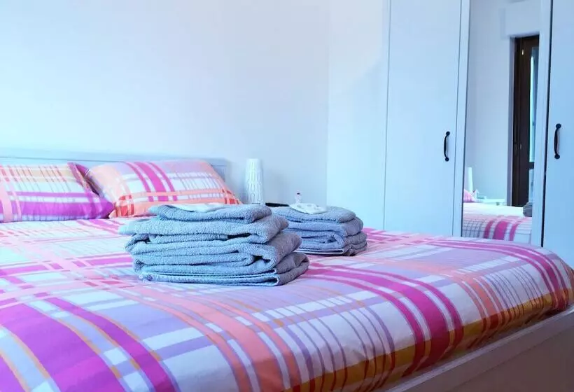Hotelli Domus Al Parco Guest House