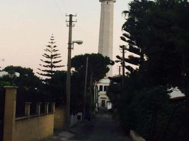 فندق Incanoa Inn