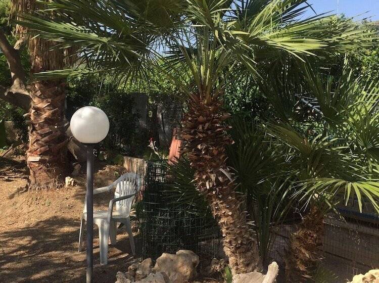 فندق Incanoa Inn