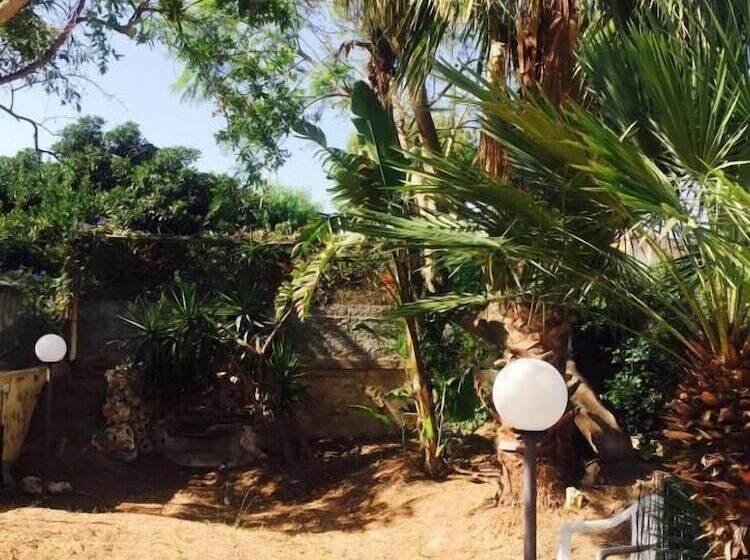 فندق Incanoa Inn