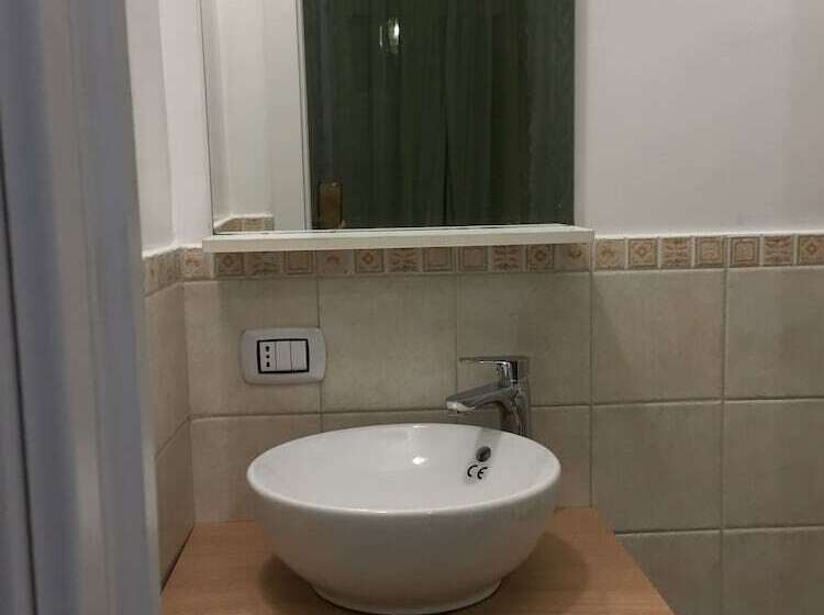 فندق Incanoa Inn