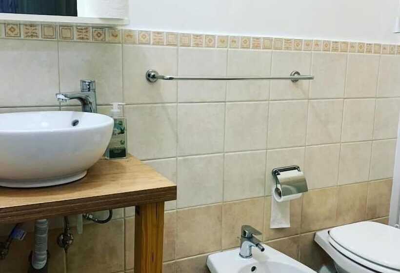 فندق Incanoa Inn