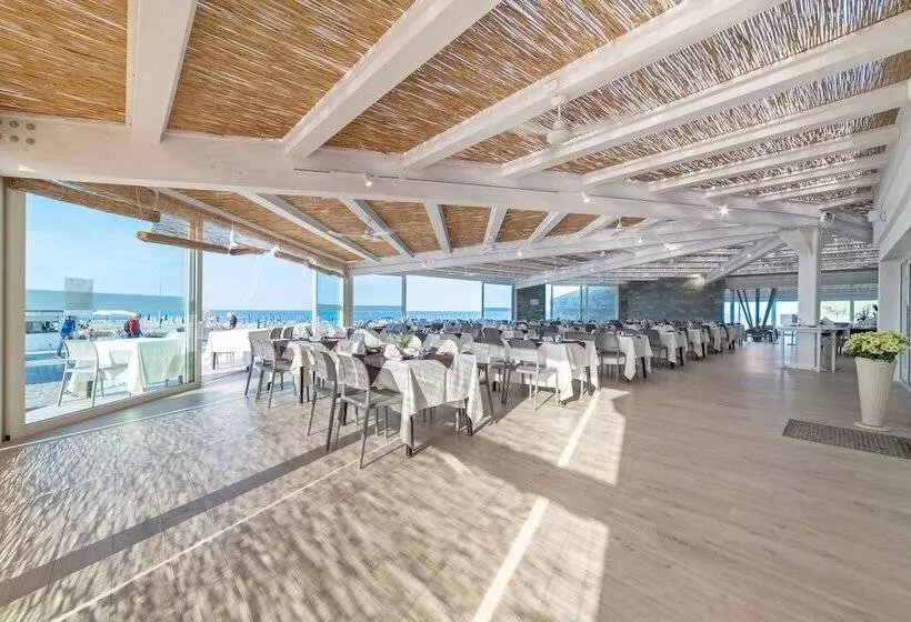 ホテル Isola Di Albarella