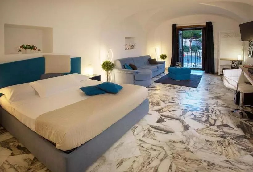 هتل Le Suites Del Duomo House