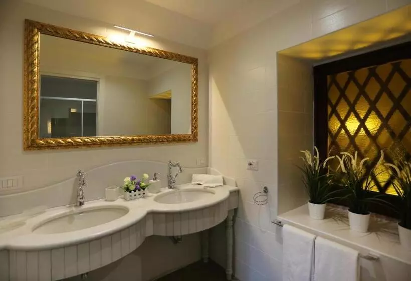 هتل Le Suites Del Duomo House