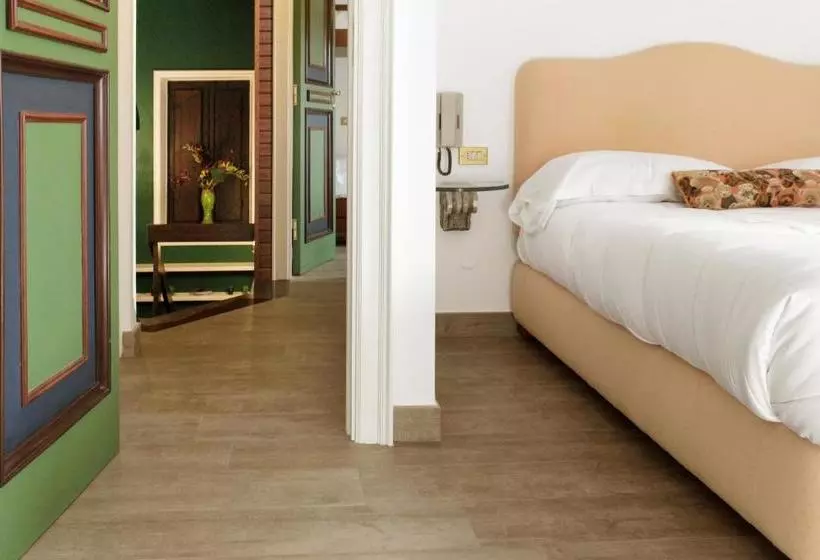 Hotelli Lhp Suite Villa Rivisondoli