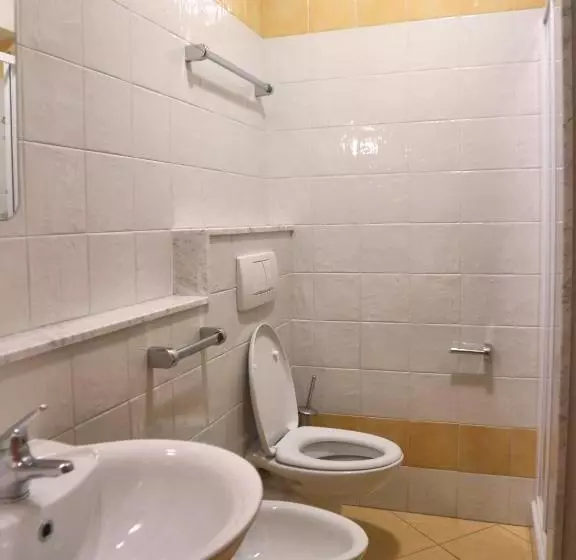 هتل Michelangelo Beach Apartements