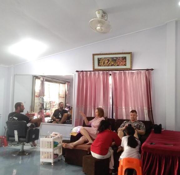 هتل Pp Guesthouse