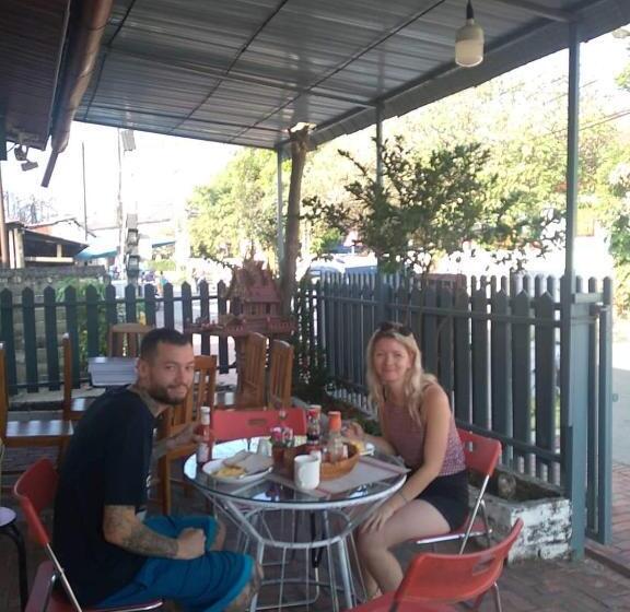 هتل Pp Guesthouse