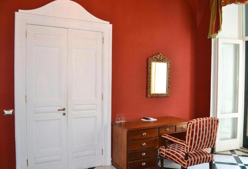 호텔 Relais La Rupe