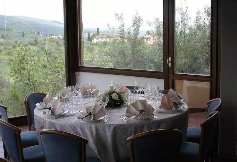 Hotelli Residence Golf Club Ristorante Centanni