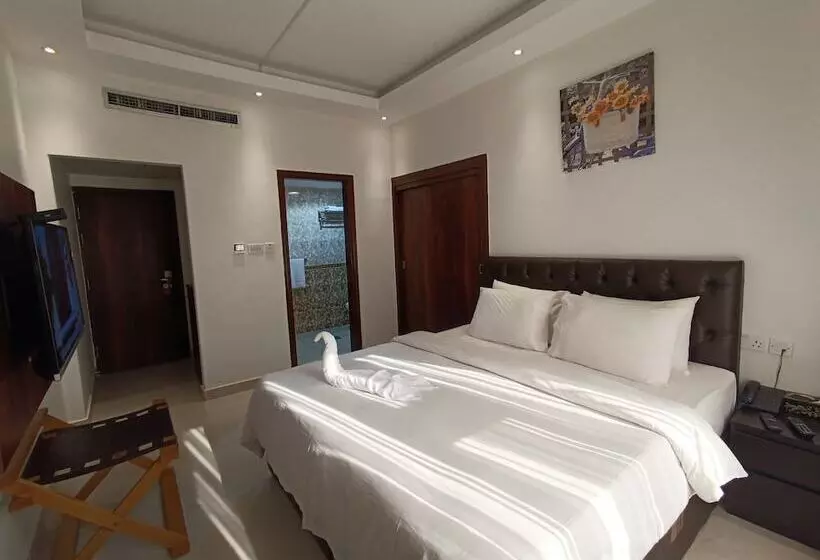 هتل Safari House Suite