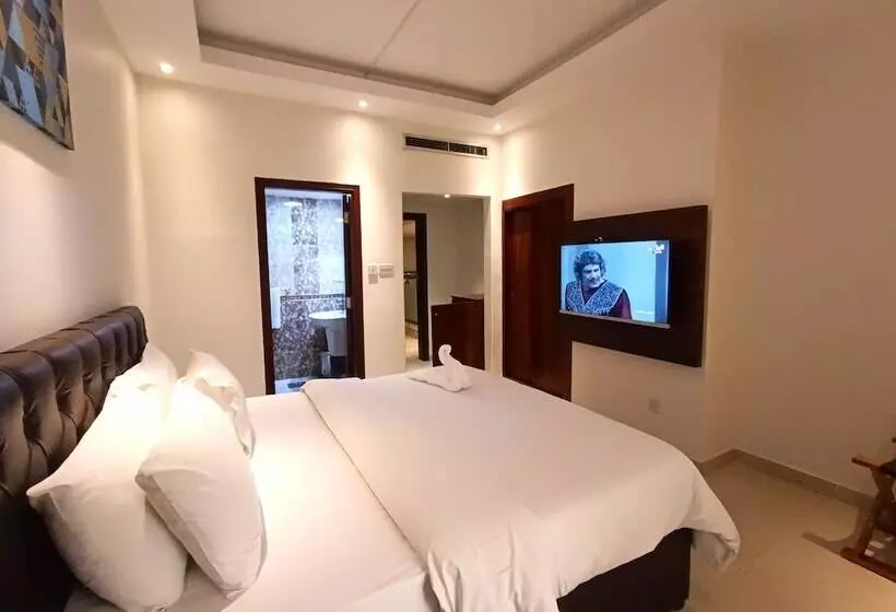 هتل Safari House Suite