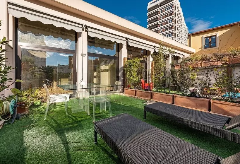 Hotelli Snob Luxury Suite