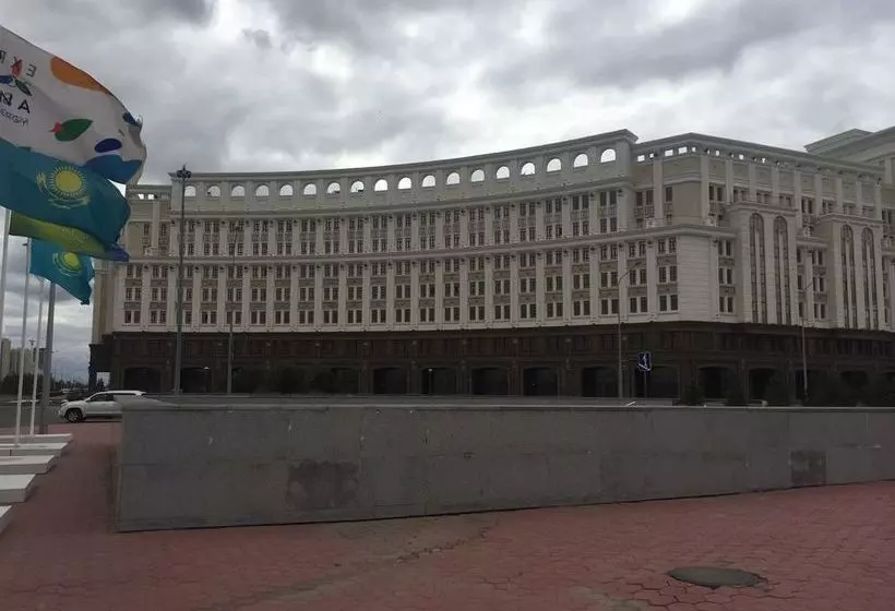 هتل The Arc Residence