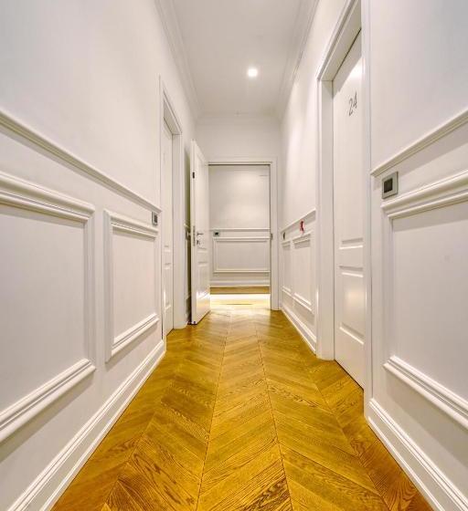 فندق Via Chiodo Luxury Rooms