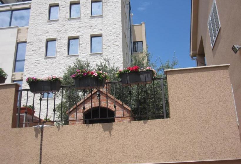 هتل Apartments City Center