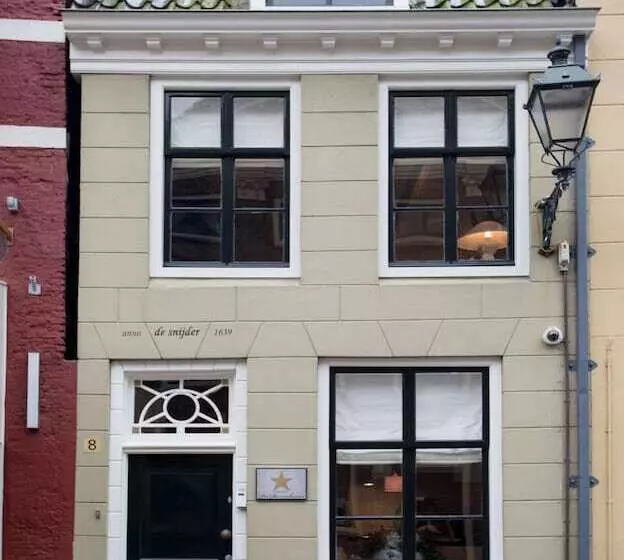 Hotelli City Guesthouse De Rozenboom