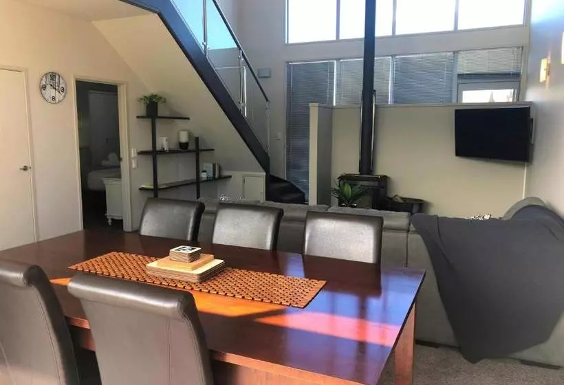 Hotelli Close To The Lake