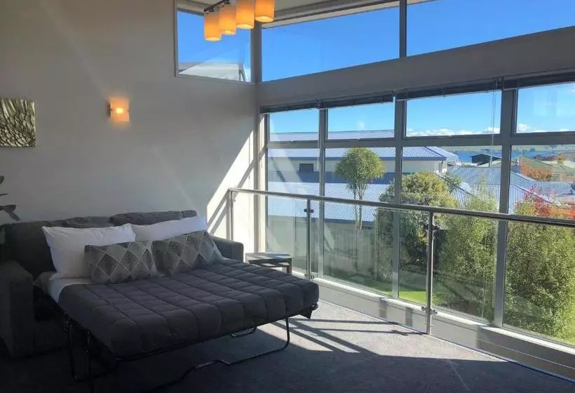 Hotelli Close To The Lake