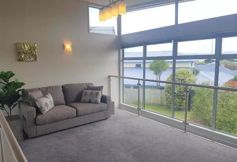 Hotelli Close To The Lake