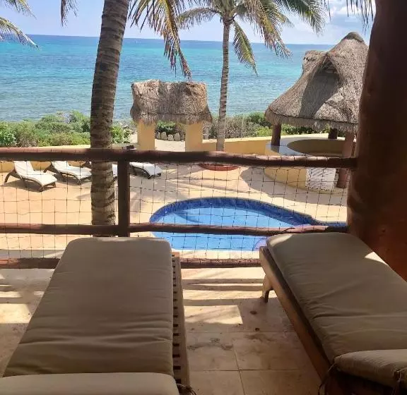 ホテル Costa Maya Villas Luxury Condos