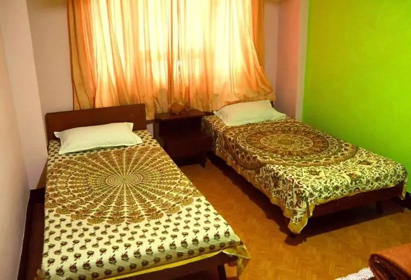 هتل Himalayan Guest House