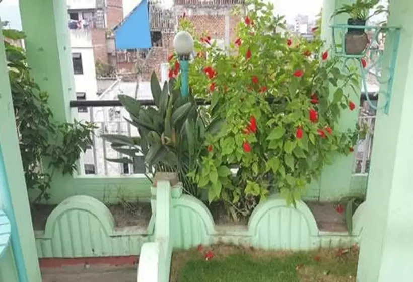 هتل Himalayan Guest House