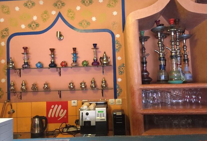 هتل Hôtel Le Riad